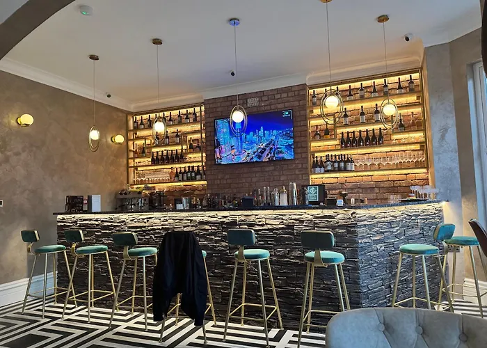 The Gungate Hotel - Cocktails And Wine Bar
