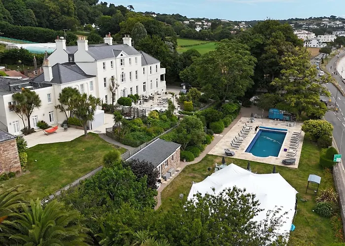 Hotel La Haule Manor à St Aubin