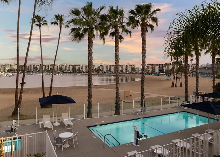 Jamaica Bay Inn Marina Del Rey Tapestry Collection By Hilton Los Angeles