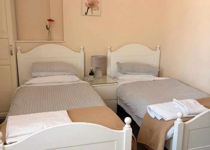 The Avenue Bed And Breakfast