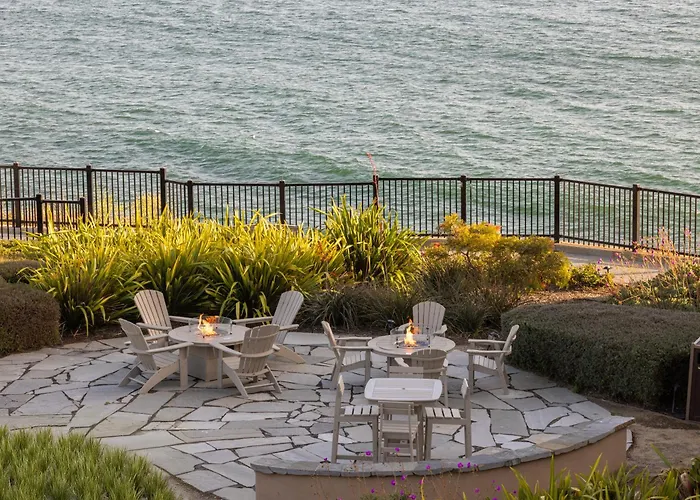 Shore Cliff Hotel