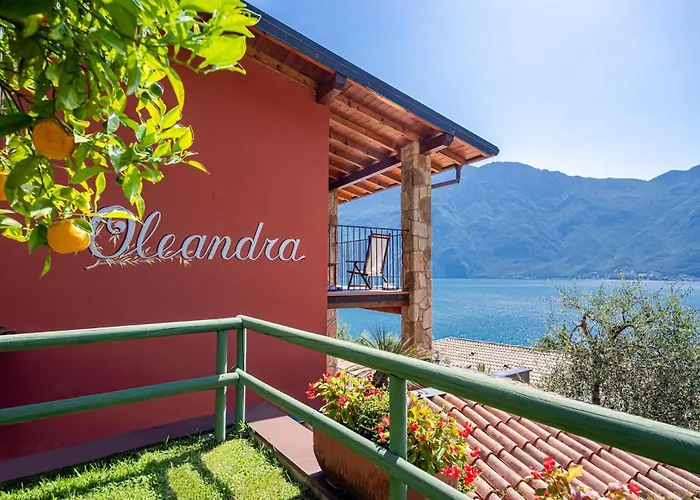 Relax Hotel Villa Gardenia & Villa Oleandra Limone sul Garda