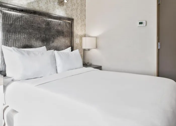 Times Square West Hotel, BW Signature Collection