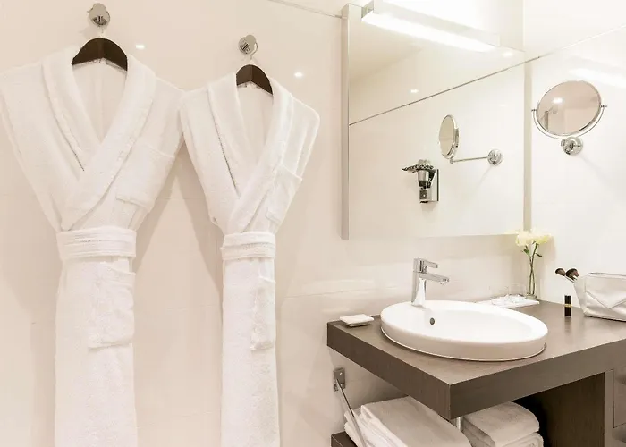 Croisette Beach Hotel Cannes - Mgallery Collection