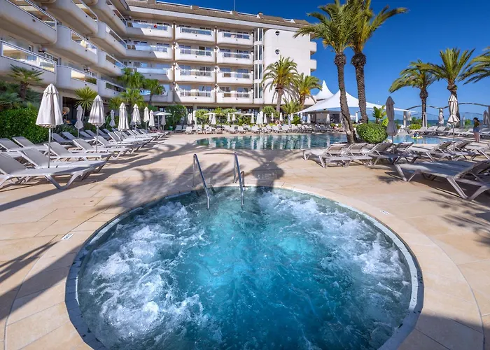 Caprici Beach Hotel & Spa