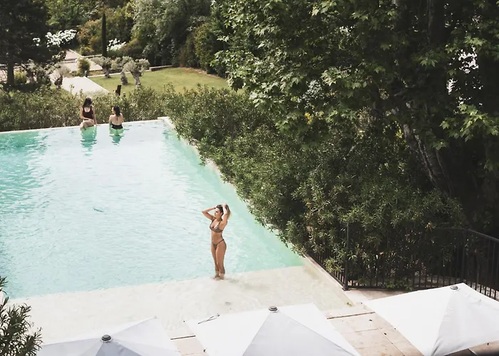 Les Lodges Sainte-Victoire Hotel & Spa Le Tholonet
