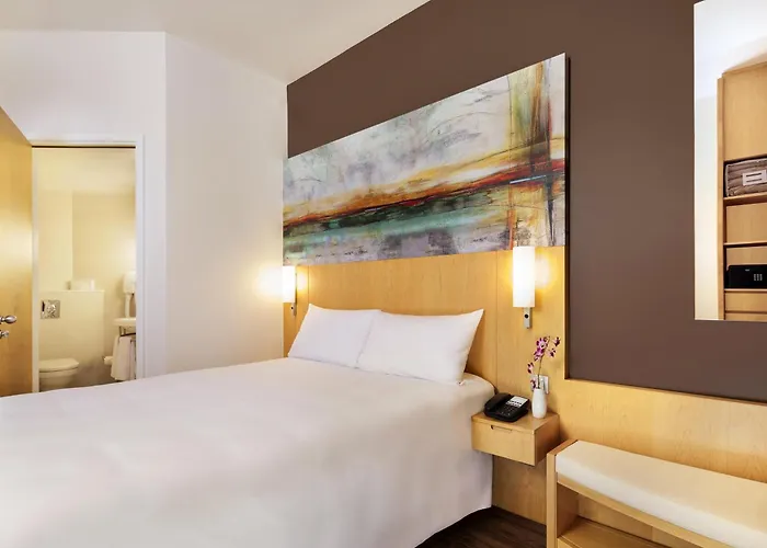Ibis Dubai One Central