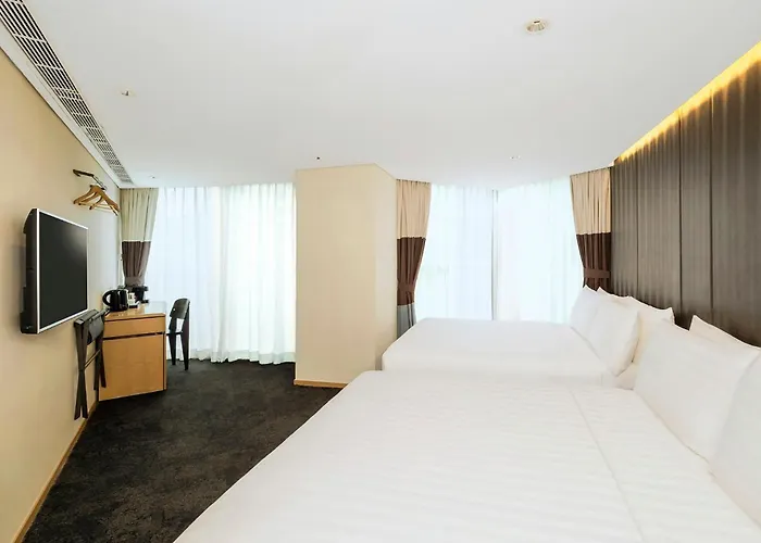 Hotel 108, Hong Kong