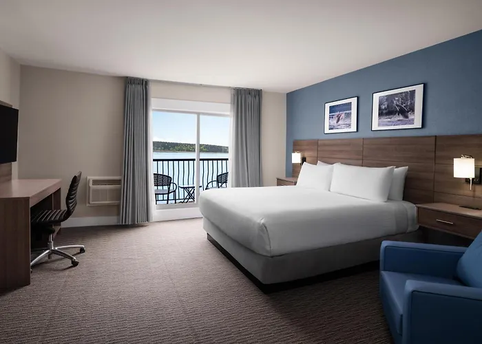 Anchor Inn And Suites