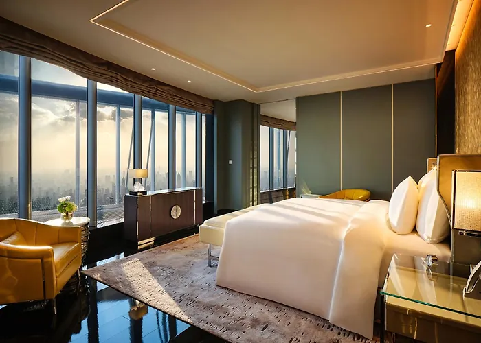 J Hotel, Shanghai Tower