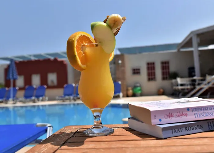 Golden Bay Hotel Apartments Malia