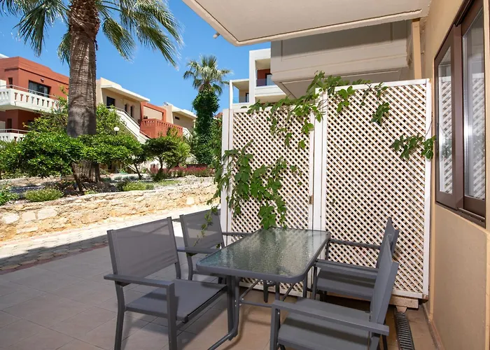Ekavi Apartments Agia Marina