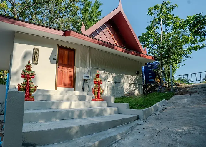 Crystal Bay Yacht Club Beach Resort Lamai Beach 