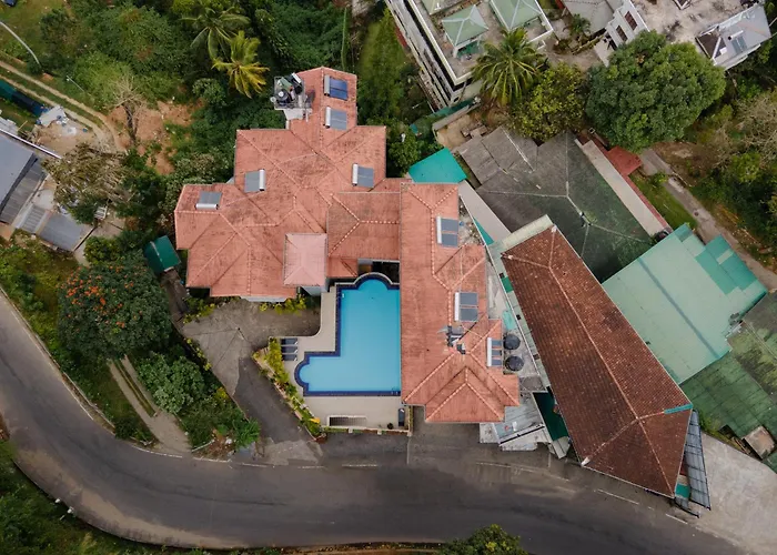 Senani Hotel