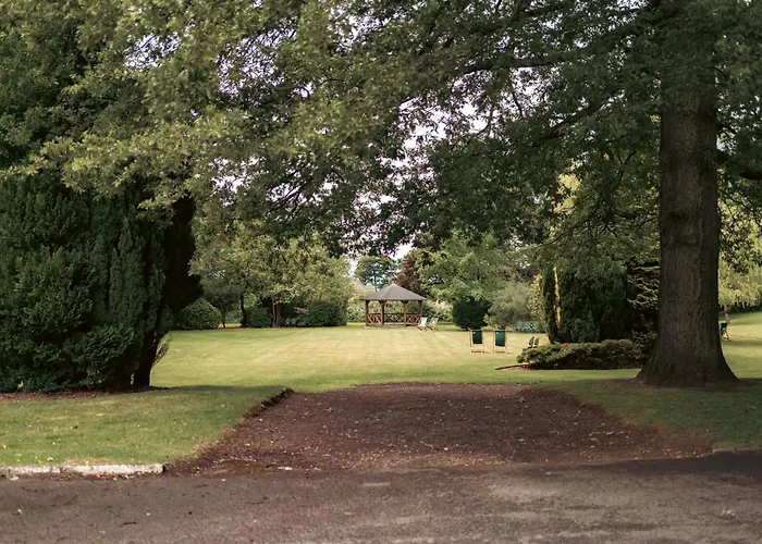 Farington Lodge Hotel Preston 
