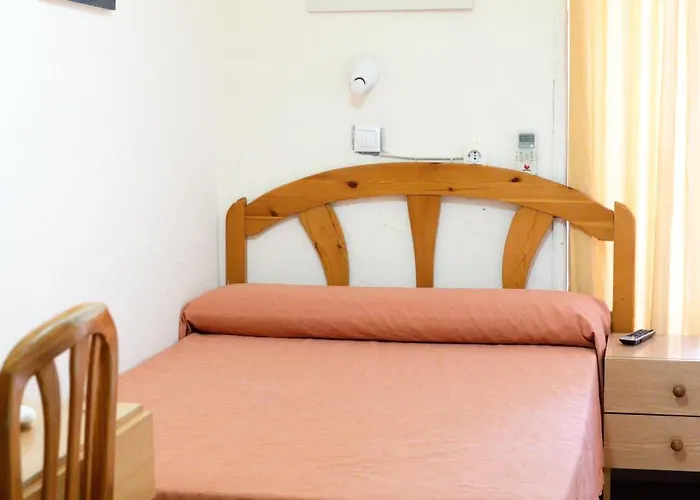 Hostal Fuentesol Madrid