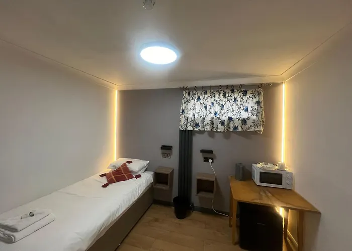 Hollybush Guest House Oxford