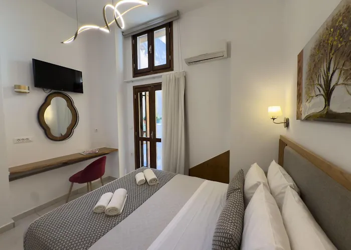 Deluxe Suites