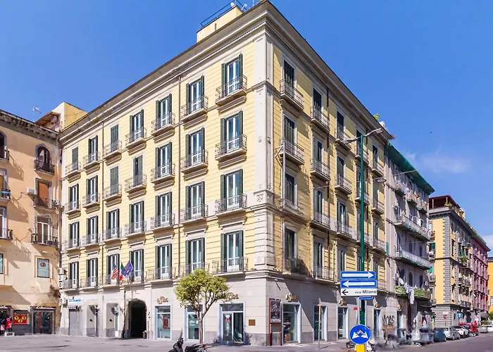 Best Western Plus Hotel Plaza Nápoles