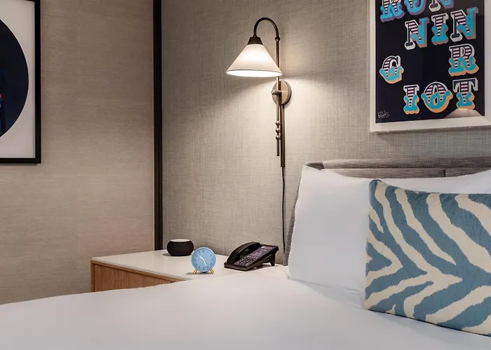 Beacon Hotel&Corporate Quarters Washington