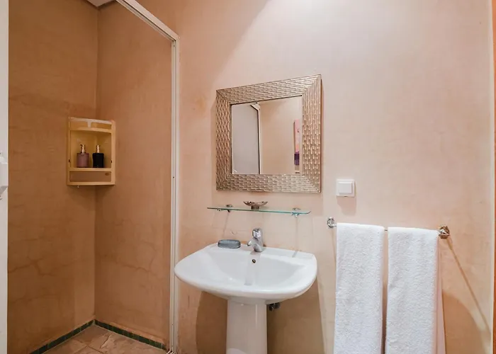 Amoud Apartments - Stylish Comfort At Residence Dyar Al Kheir
