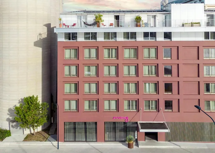 Moxy Bordeaux Hotel