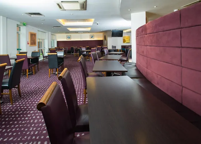 Holiday Inn Express Bedford By Ihg