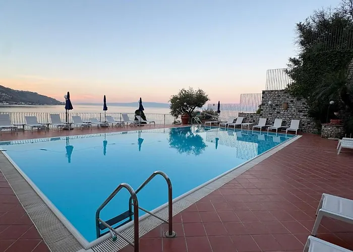 Bay Palace Mazzaro Taormina
