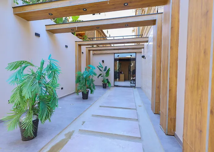 Elite Boutique Hotel