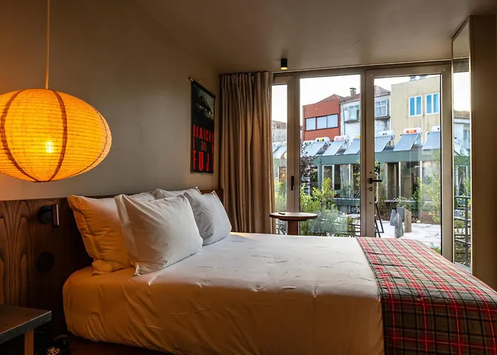 Hotel Chic&Basic Tokyo Hoose OOporto