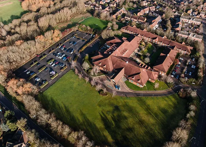 Mercure Daventry Court Hotel