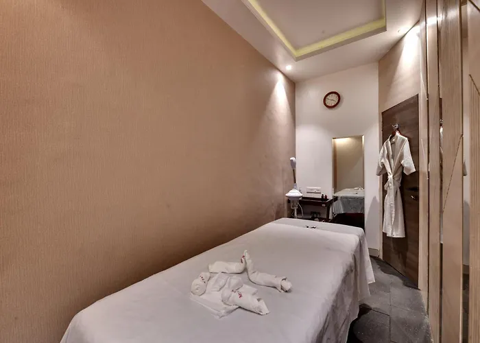 Hotel Suba Palace Near Gateway Of India Mumbai