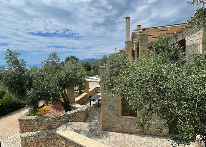 Kolokotronis Hotel & Spa Stoúpa