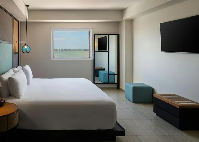Aloft By Marriott Cancún