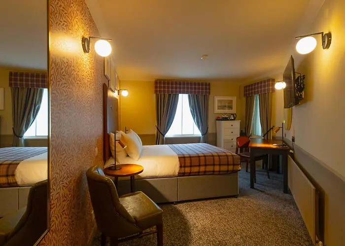 The Red Lion Hawkshaw Hotel Bury 