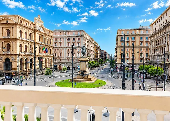 Piazza Bovio 22