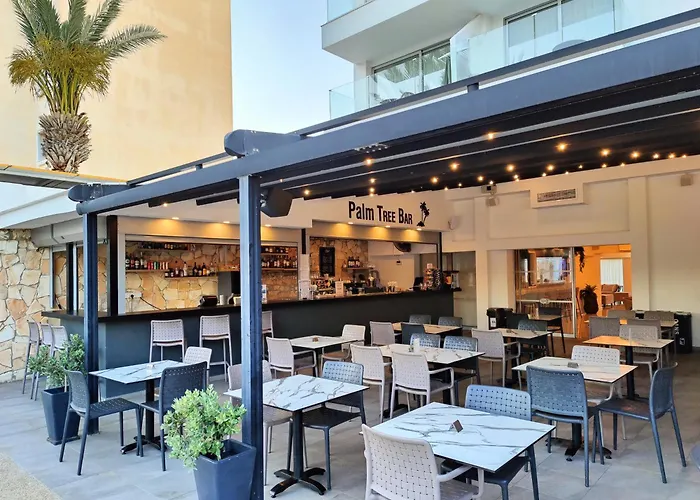 Bohemian Gardens Hotel Protaras