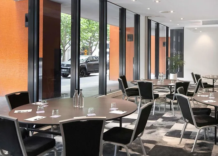 Mercure Melbourne Southbank