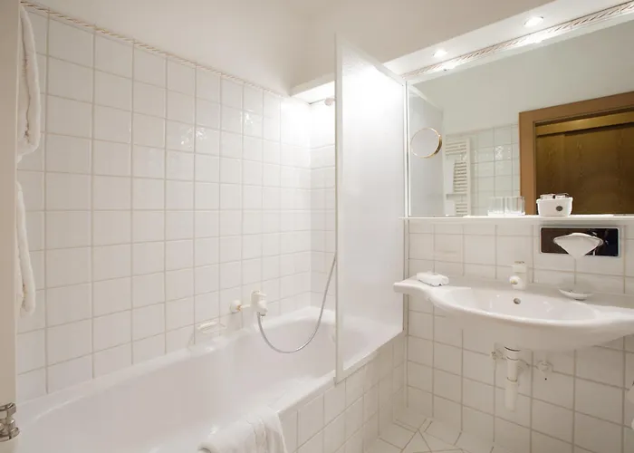 Hotel Sonnenburg Lech
