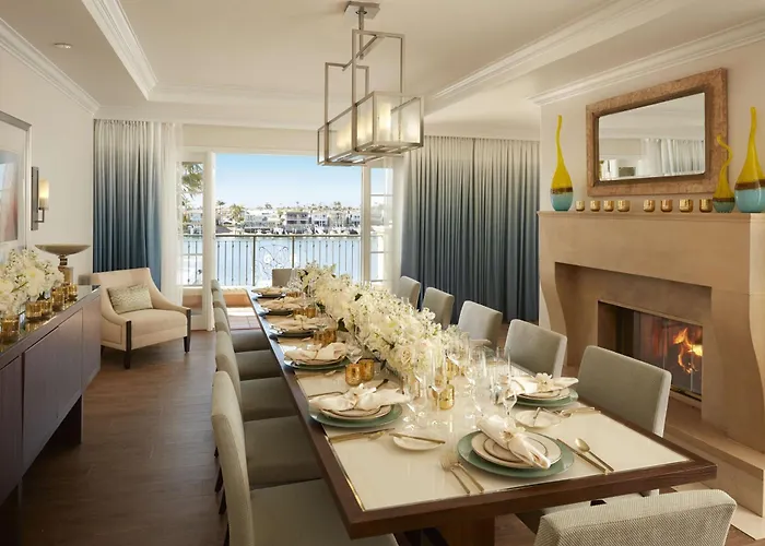 Balboa Bay Resort