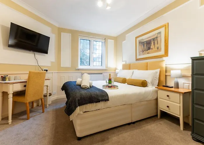 The Cransley By Grandeur Property
