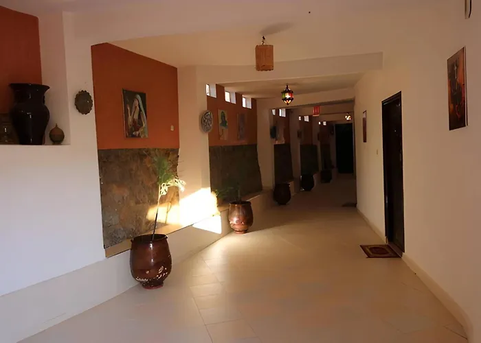Auberge Les Montagnes du Paradis Your Hidden Retreat in Paradise Valley