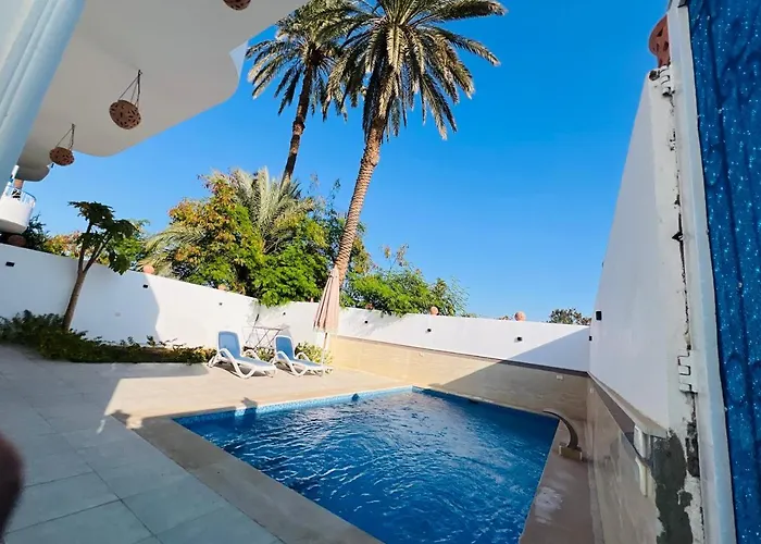 Sunwing House