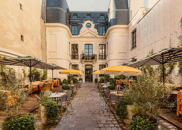 Le Jardin de Verre by Locke Paris