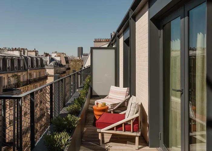 Le Jardin de Verre by Locke Paris