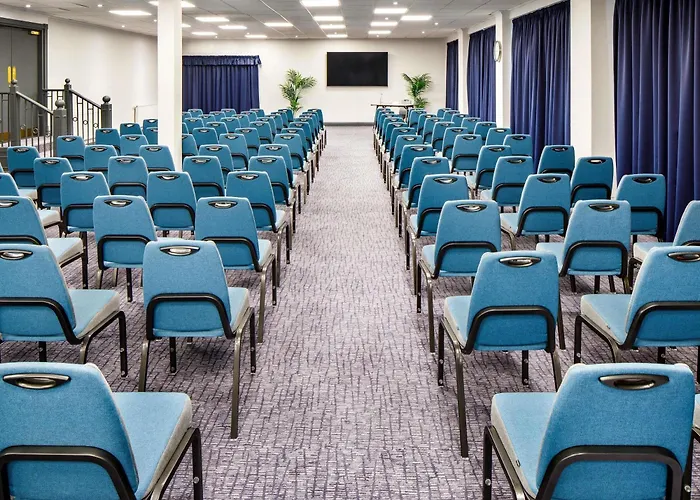 Mercure Cardiff North Hotel