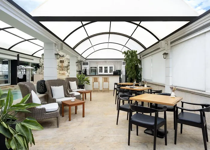 Coral Hotel Atenas