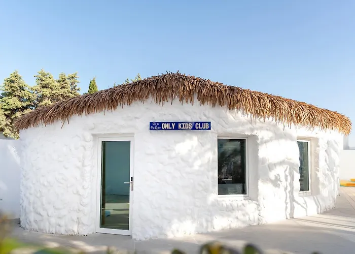 Coral Star Hotel