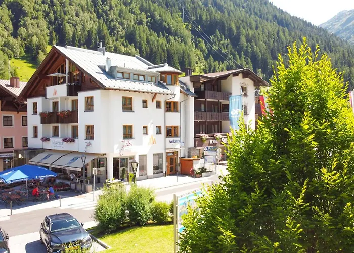 Aparthotel Acksteiner Sankt Anton am Arlberg