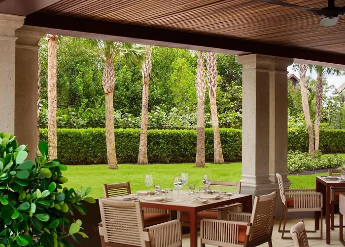 The Ritz-Carlton Naples Hotel Pine Ridge
